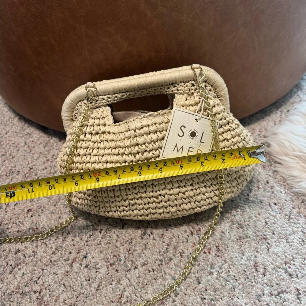 Sol Mer cream crochet purse with gold chain strap #crochet #summer. Retail $88